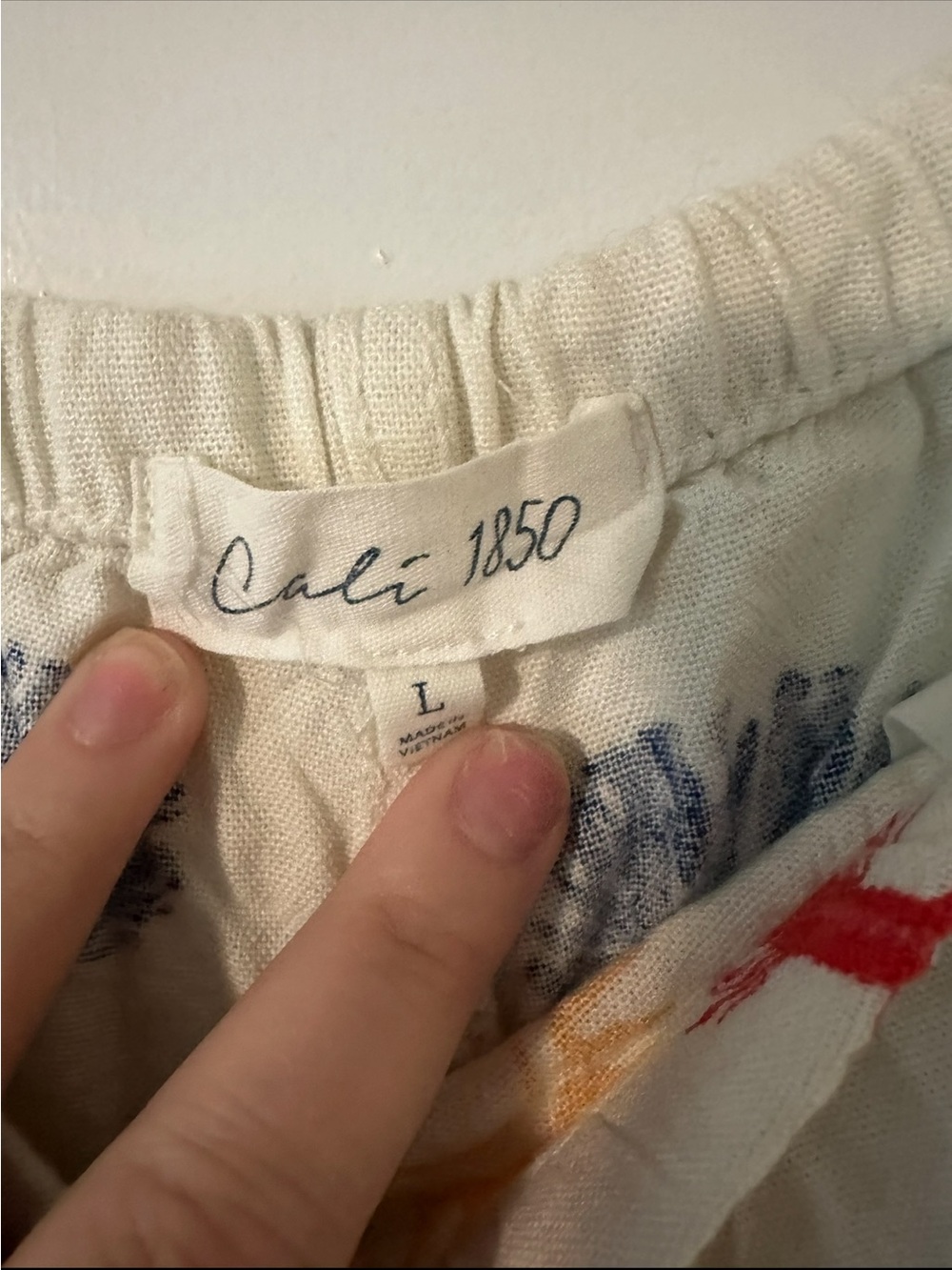 Women's Size Large White Printed Lounge Joggers with Sun & Sea Motif - Picture 2 of 4